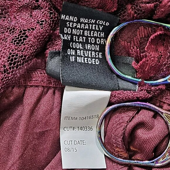 Top Womens 2X Lot Of 2 Black Burgundy Torrid Laura Ruffles Lined Lace Boho Party - Picture 14 of 15